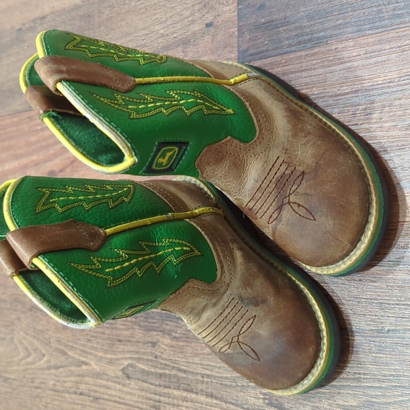 John Deere boots - Picture 1 of 4